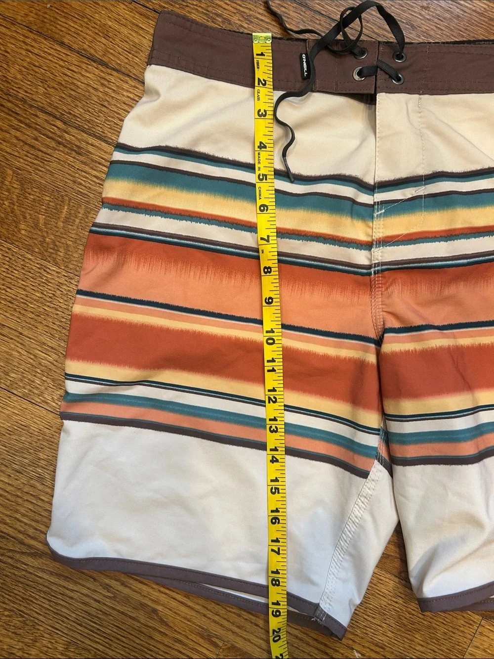 O'Neill Men's Multi-Stripe Cream & Orange Swim Board Shorts - Size 32